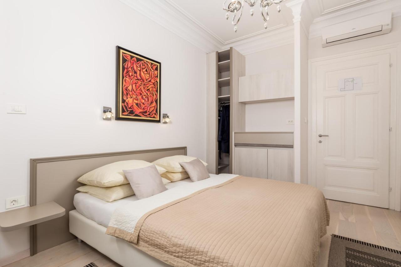 Villa Sokol Apartments Opatija Center מראה חיצוני תמונה