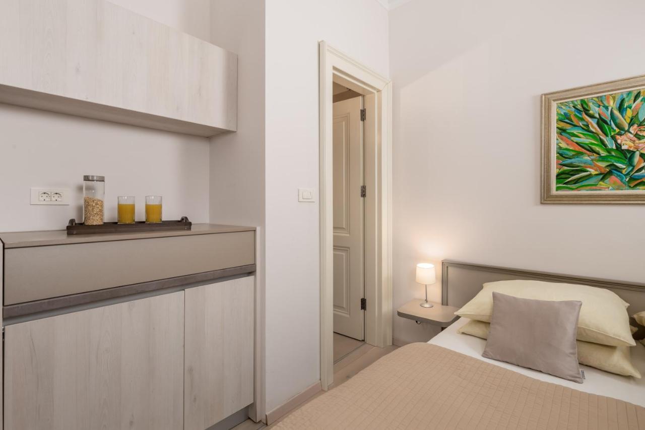 Villa Sokol Apartments Opatija Center מראה חיצוני תמונה