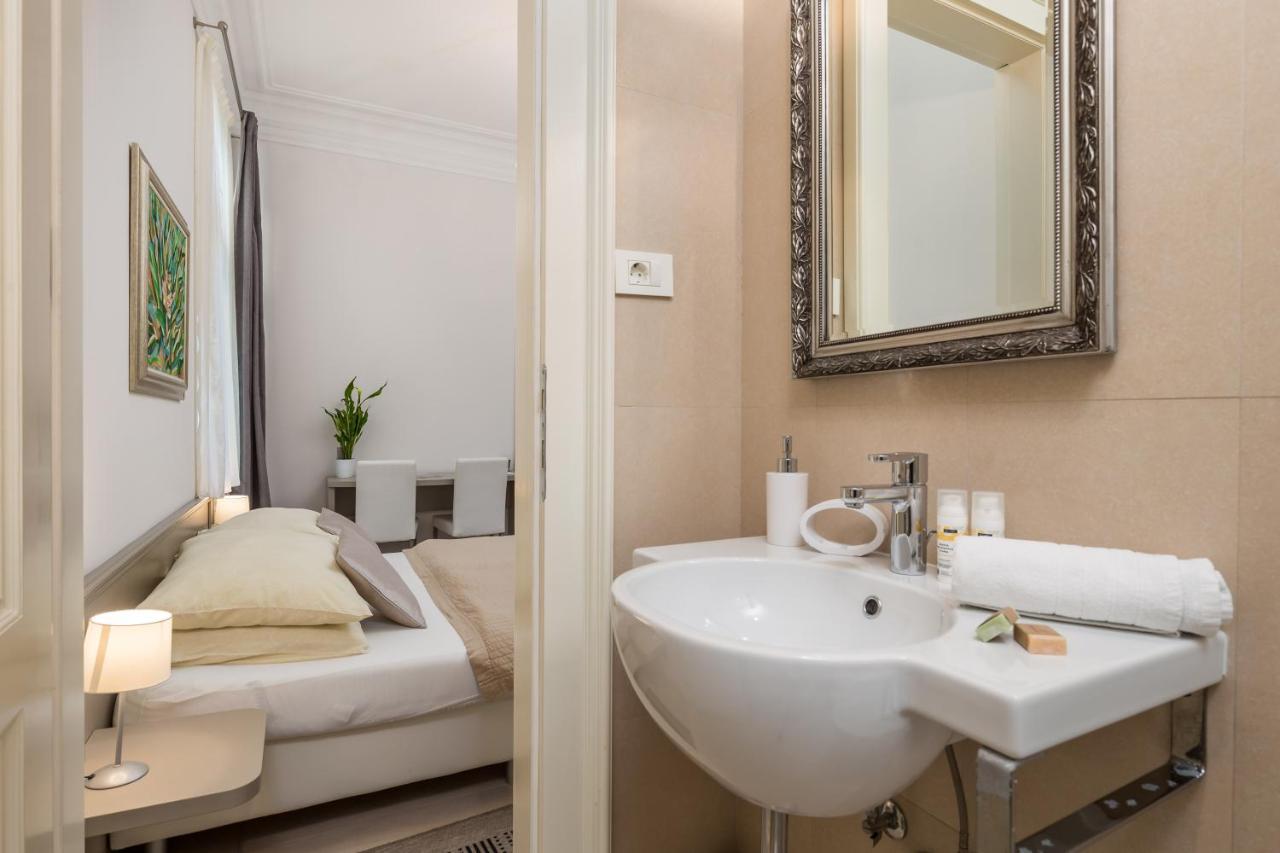 Villa Sokol Apartments Opatija Center מראה חיצוני תמונה